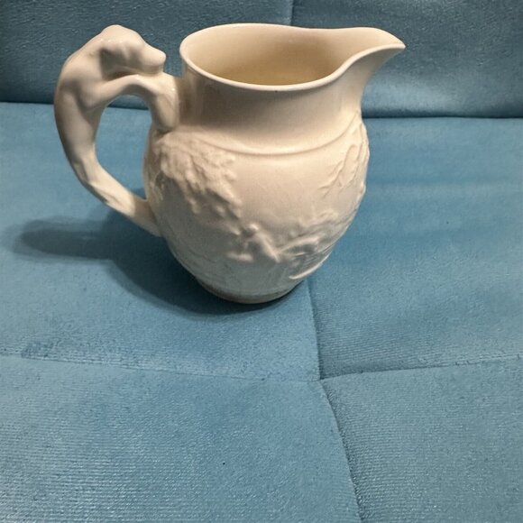 Wedgwood Other - Wedgwood Etruria Pitcher Jug Dog Handle Hunt Scene Horse Off White 4"